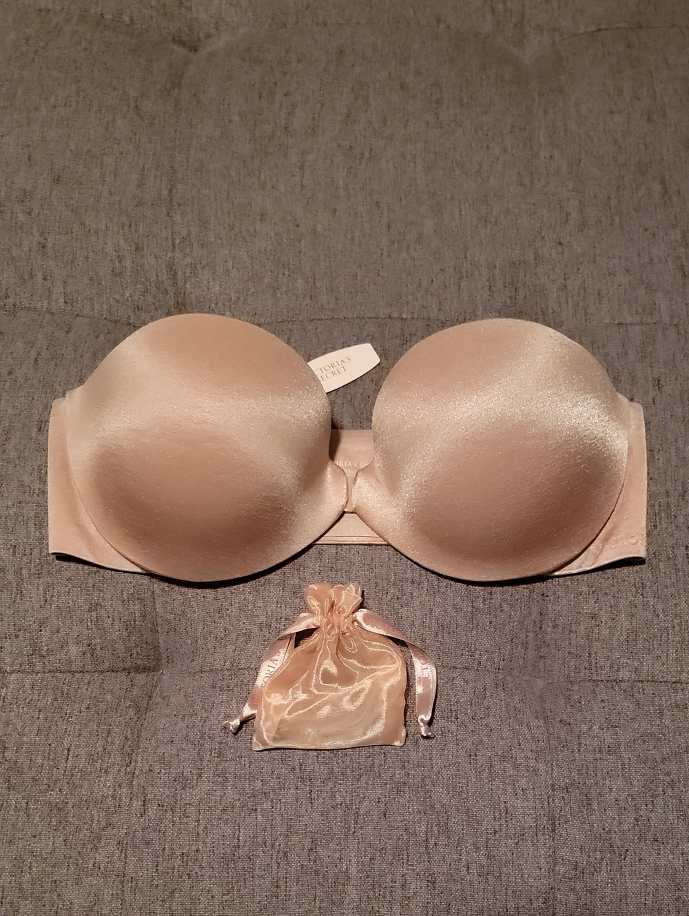 Victoria's Secret Incredible Front Close Strapless Bra with Clear Straps - Nude